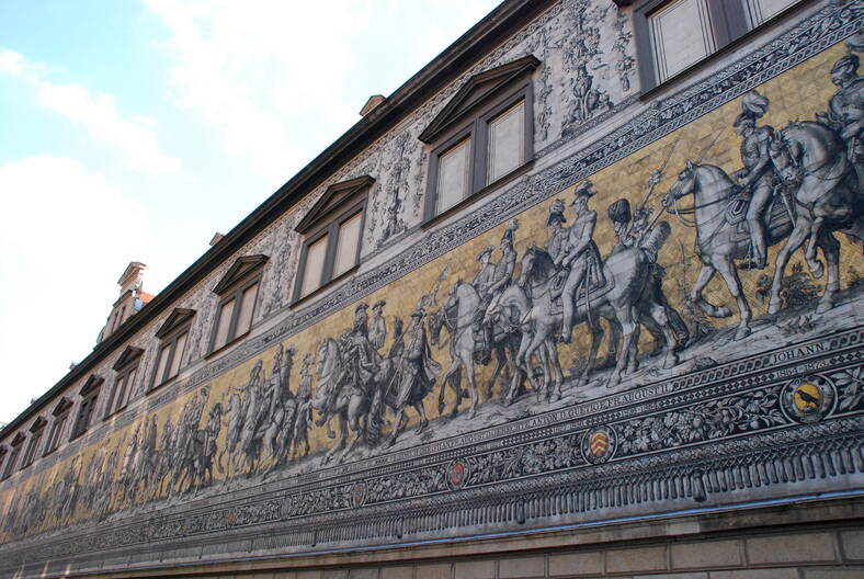 dresden_fuerstenzug.jpg dresden_fuerstenzug.jpg